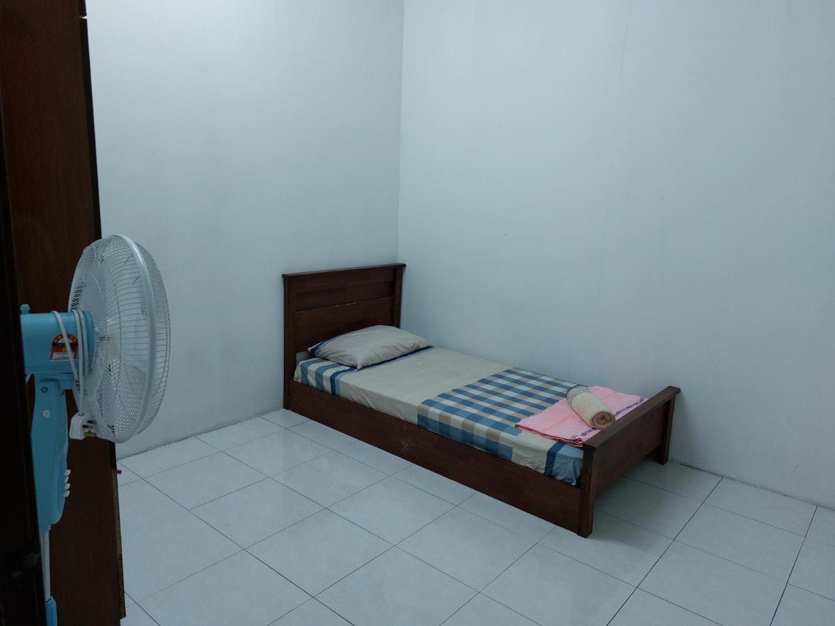 Pelangi Homestay Bota ภายนอก รูปภาพ
