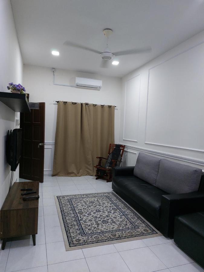 Pelangi Homestay Bota ภายนอก รูปภาพ